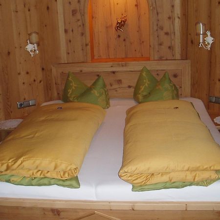 Zum Schweizerbartl Motel Garmisch-Partenkirchen Værelse billede