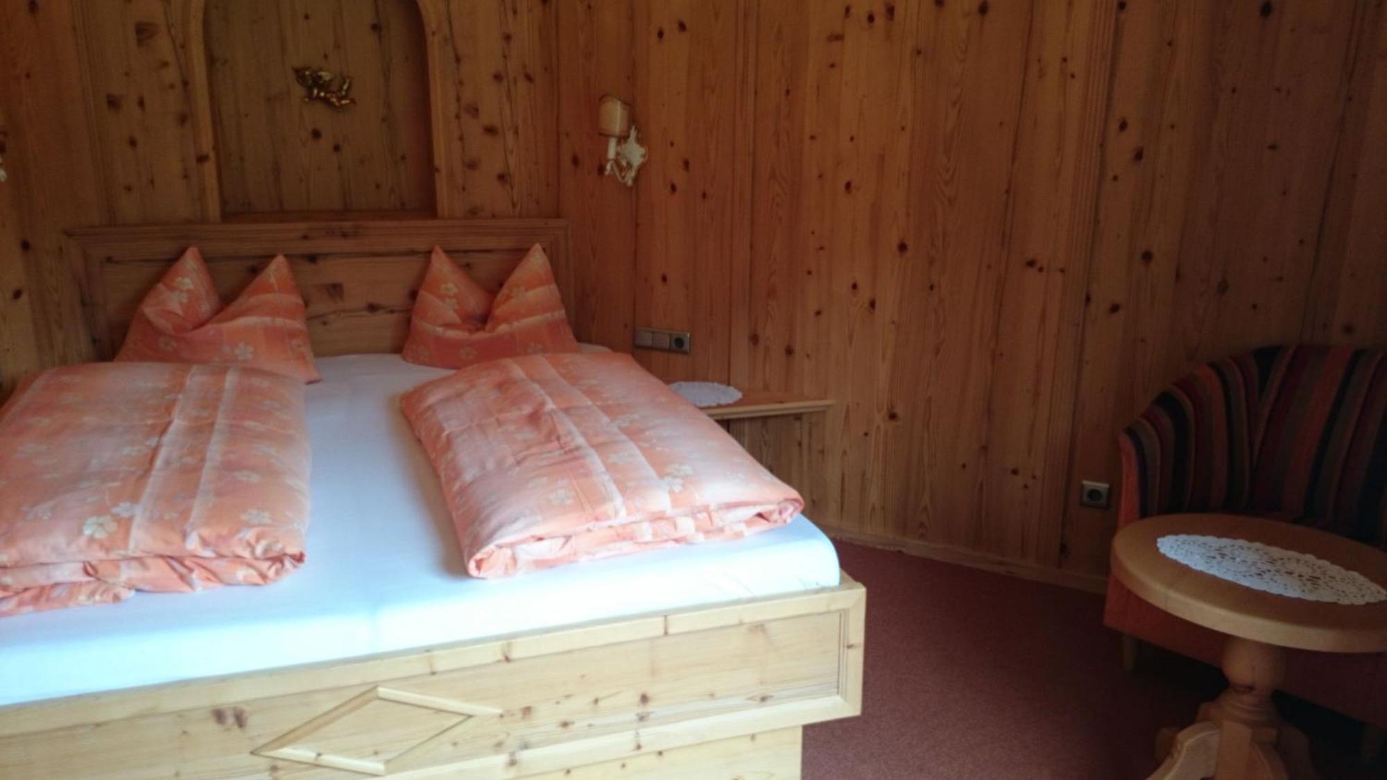 Zum Schweizerbartl Motel Garmisch-Partenkirchen Værelse billede