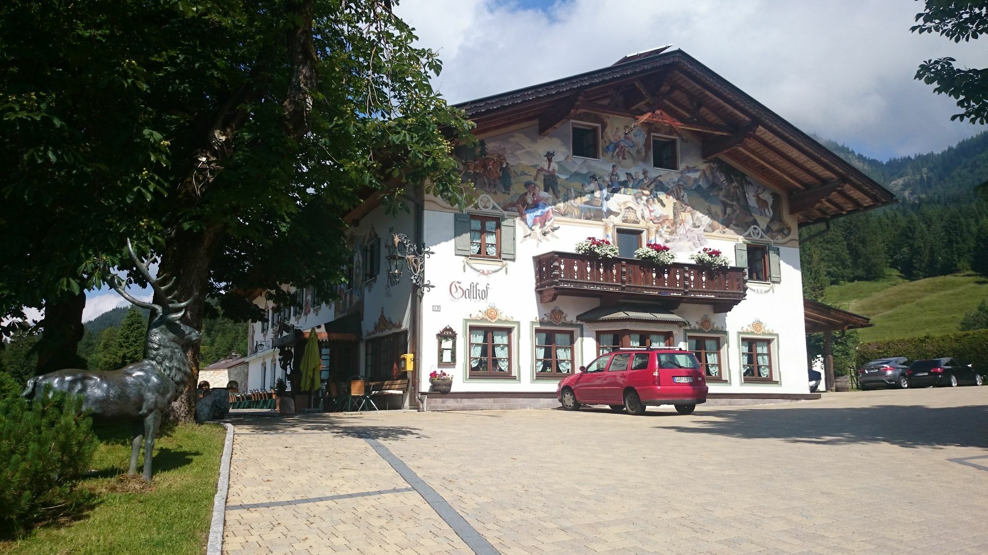 Zum Schweizerbartl Motel Garmisch-Partenkirchen Eksteriør billede
